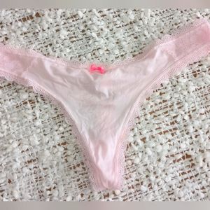 Victoria's Secret Thong, Medium